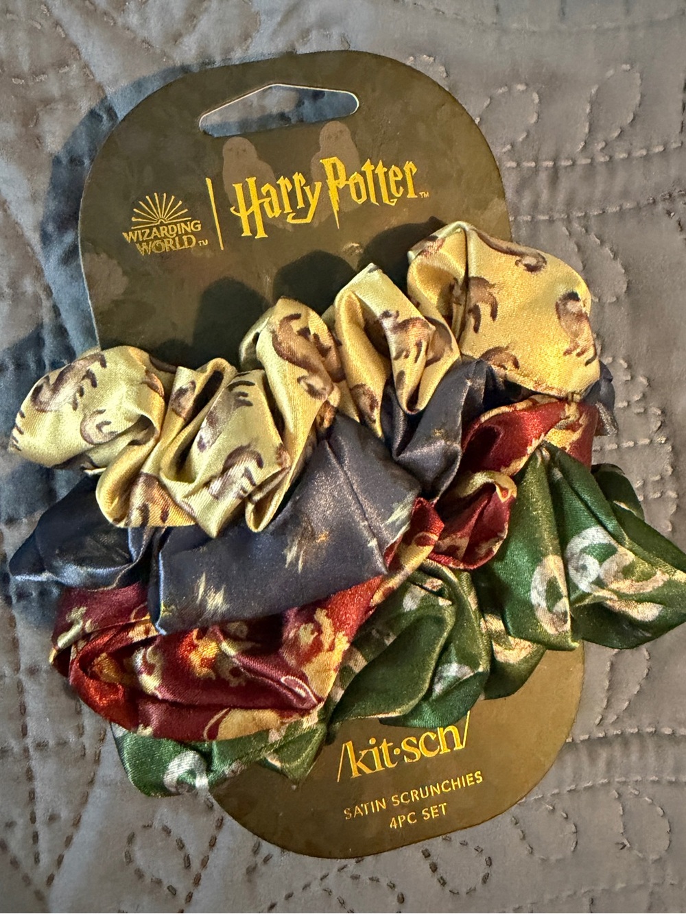 Kitsch & Harry Potter Official—Hogwarts Houses Satin Scrunchie 4-set.  RARE! NWT